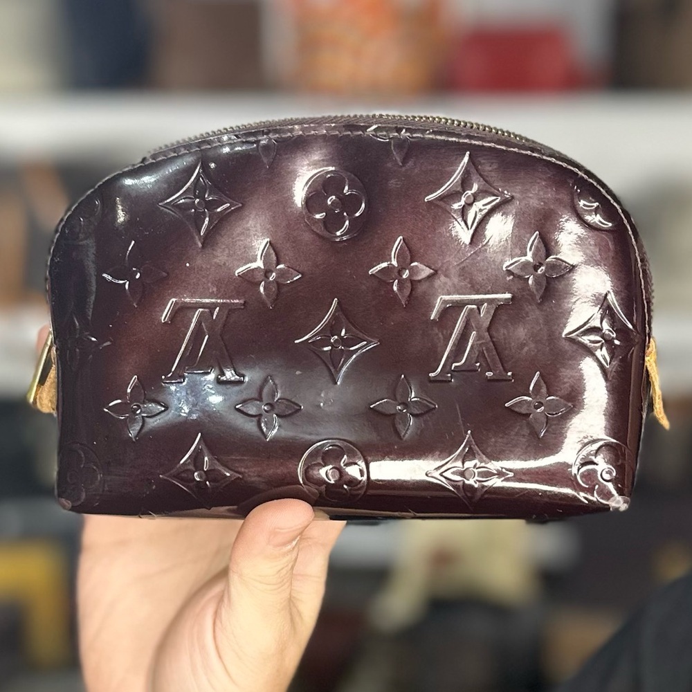 LV VERNIS COSMETIC POUCH